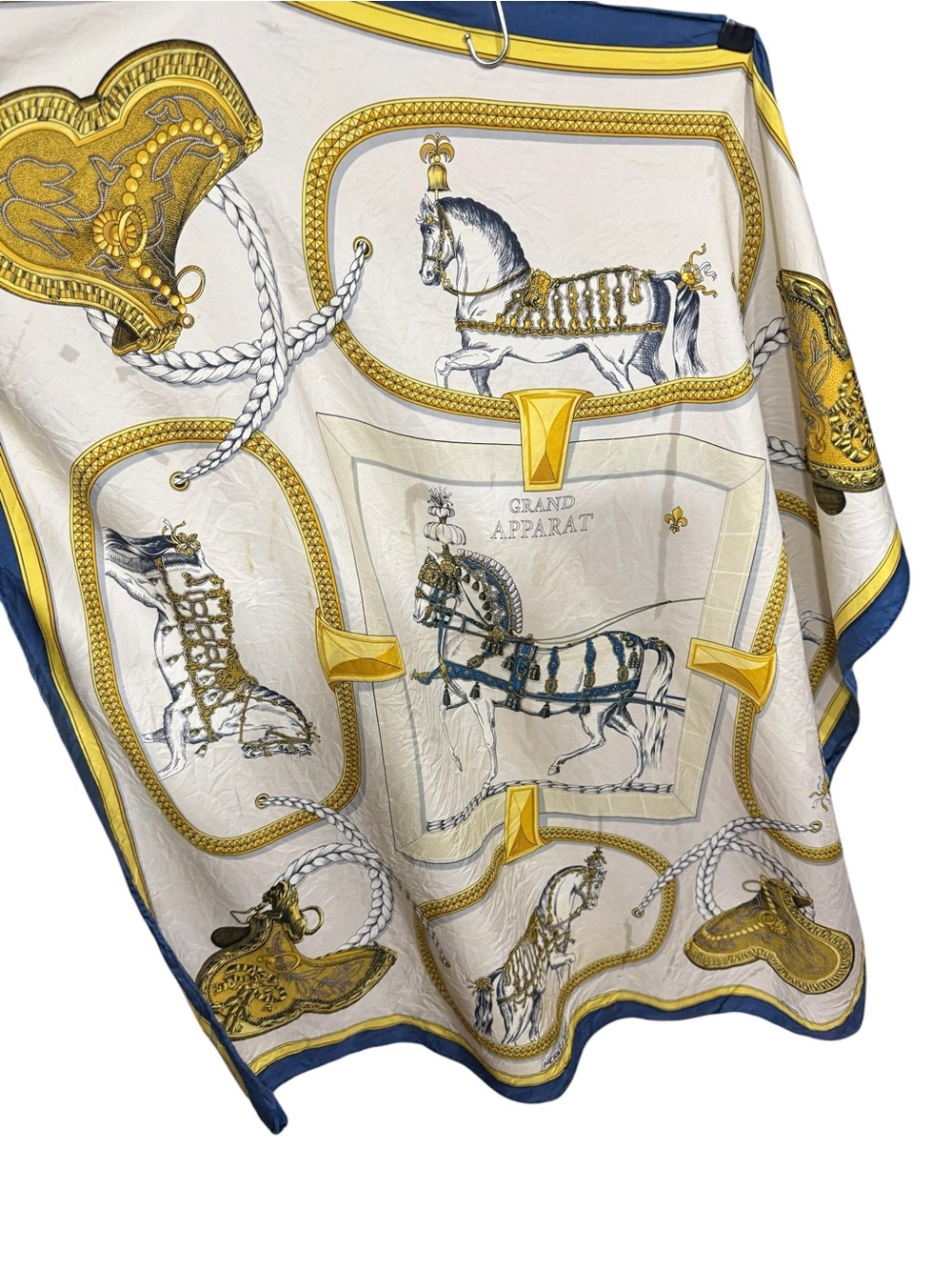 Hermes Grand Apparat Silk Scarf in White, Gold & Navy - Picture 2 of 8